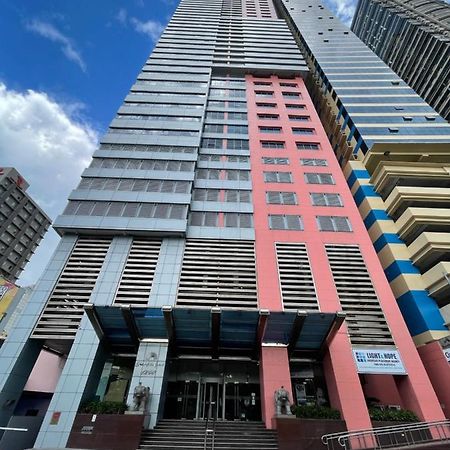 Apartament Pearl Of The Orient Tower, In Front Of Us Embassy Manila Zewnętrze zdjęcie