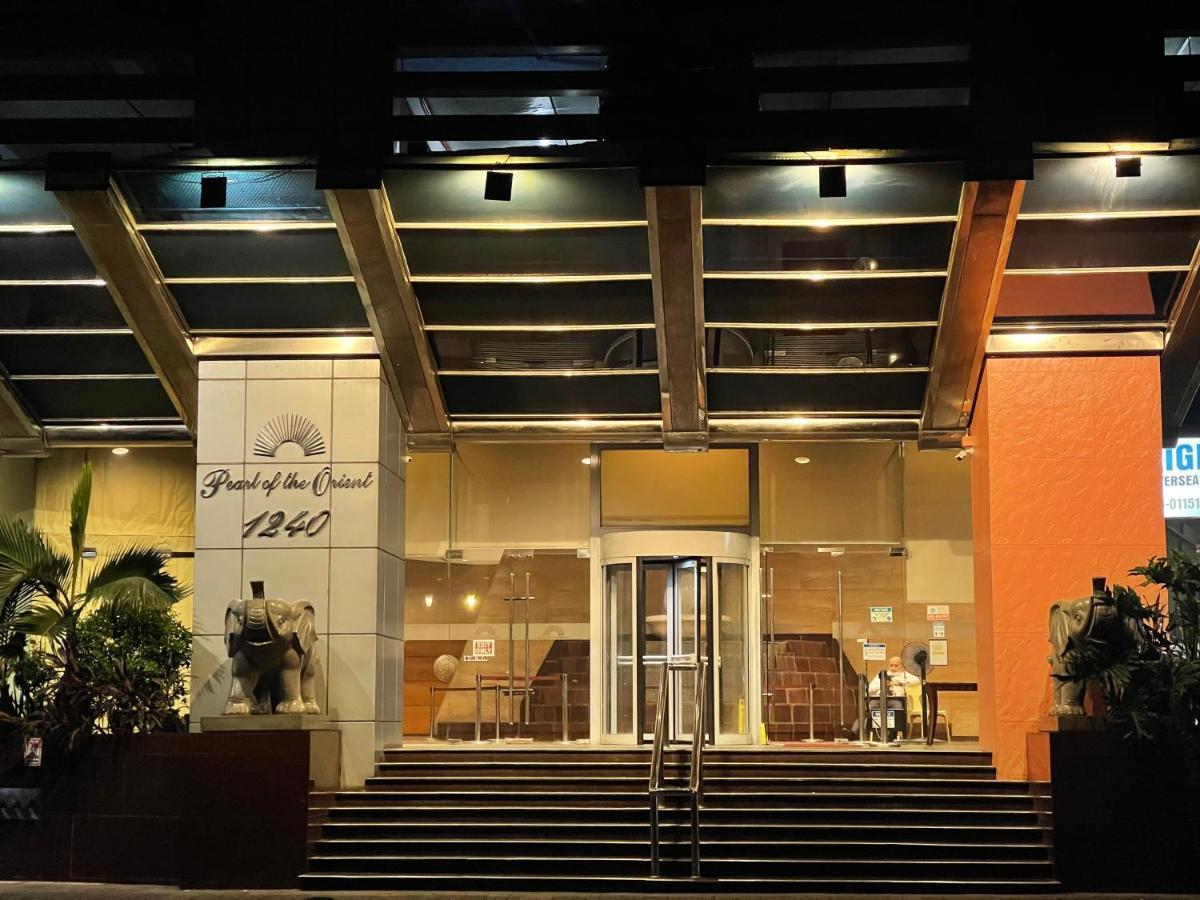 Apartament Pearl Of The Orient Tower, In Front Of Us Embassy Manila Zewnętrze zdjęcie